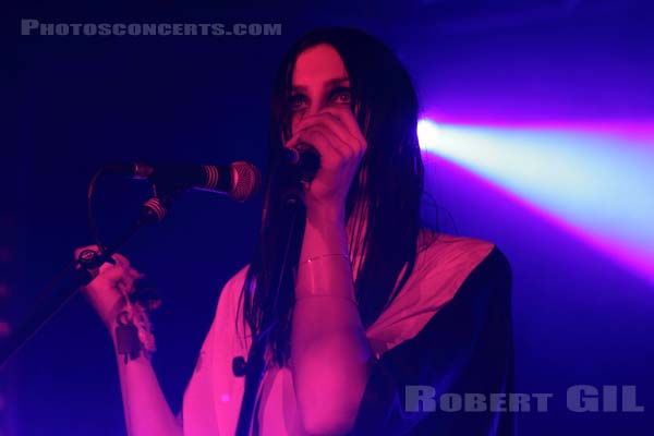 CHELSEA WOLFE - 2012-05-04 - PARIS - Point Ephemere - 